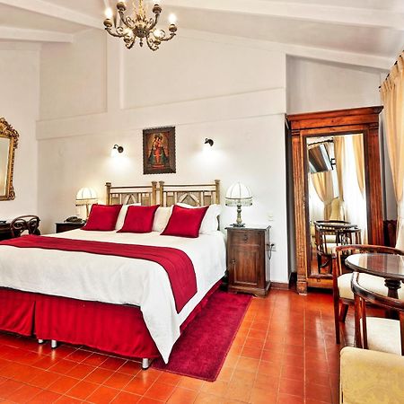 El Hotel De Su Merced Sucre Exterior photo
